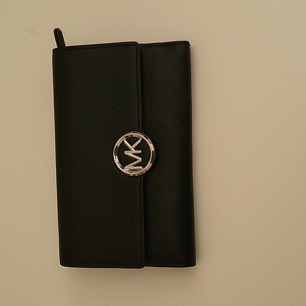 Michael kors leather weallet, black New